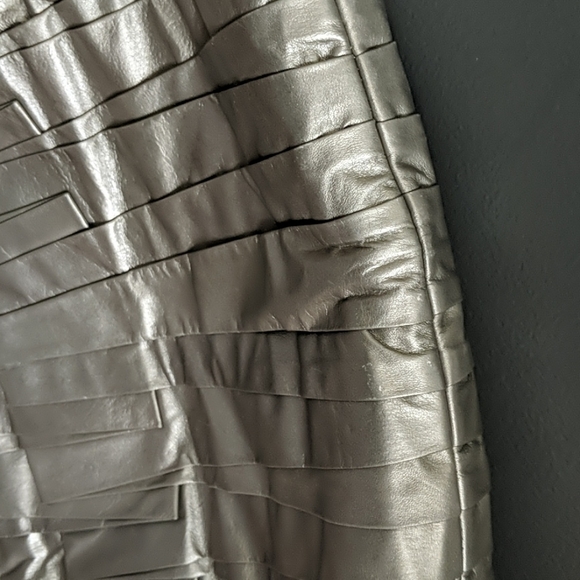 Elie Tahari Metallic Leather Shopper Tote - Picture 8 of 9